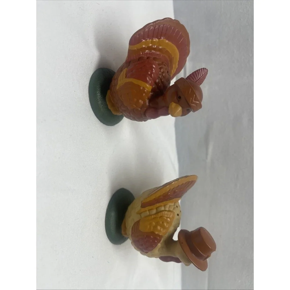 Vintage Hallmark Thanksgiving Turkey Salt & Pepper Shakers 2” Plastic Brown Red